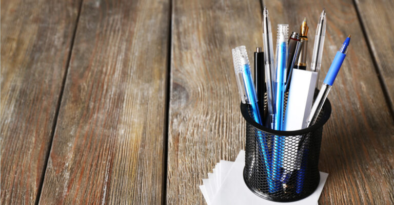 Gel Pens vs Ballpoint: What's Best For YOUR Needs?