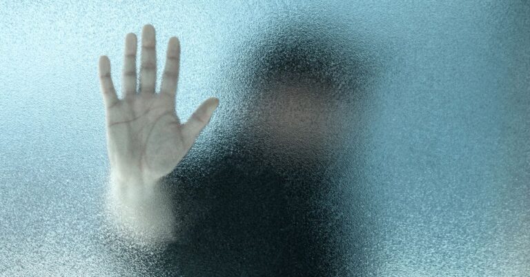 Psychological Horror Writing Prompts and Story Ideas