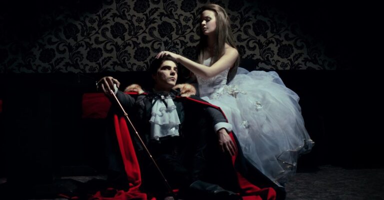 75 Vampire Romance Writing Prompts & Ideas to DIE For